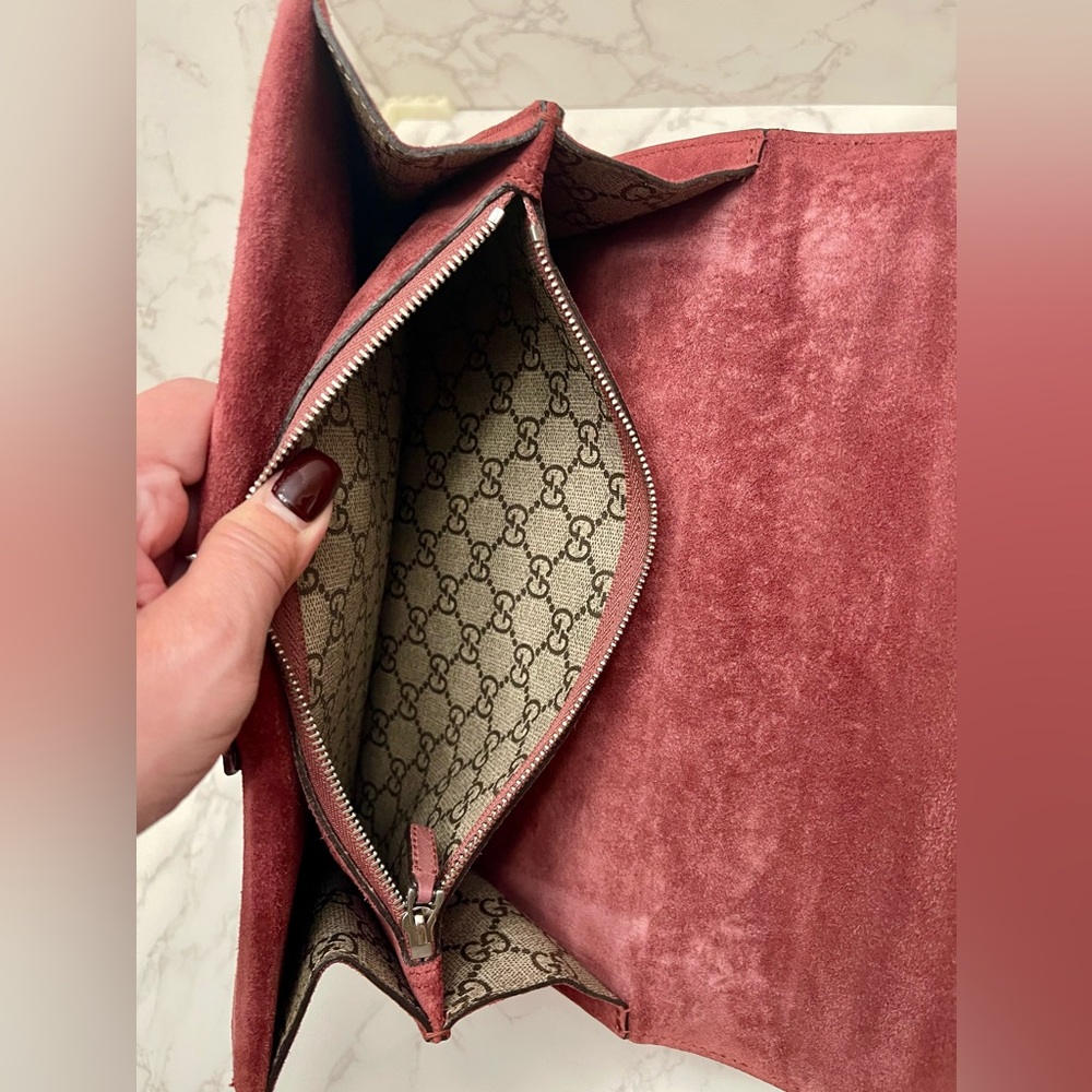 GUCCI GG Supreme Monogram Blooms Dionysus Shoulder Bag - Picture 6 of 16